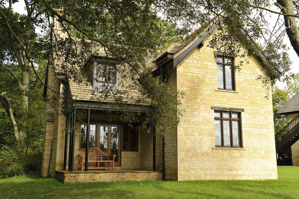 Stapleford Park Hotel & Spa Melton Mowbray Exteriör bild